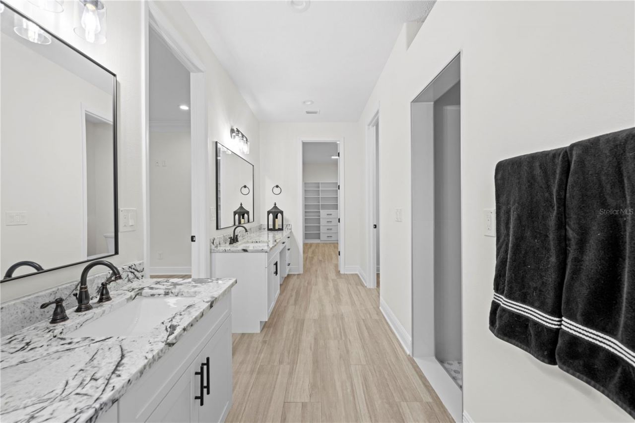 18130 Parrot Road, Weeki Wachee, FL 34614 Photo