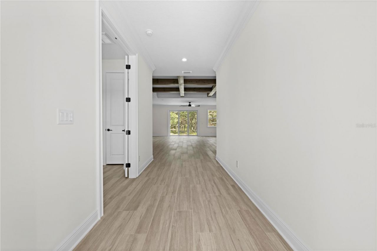 18130 Parrot Road, Weeki Wachee, FL 34614 Photo