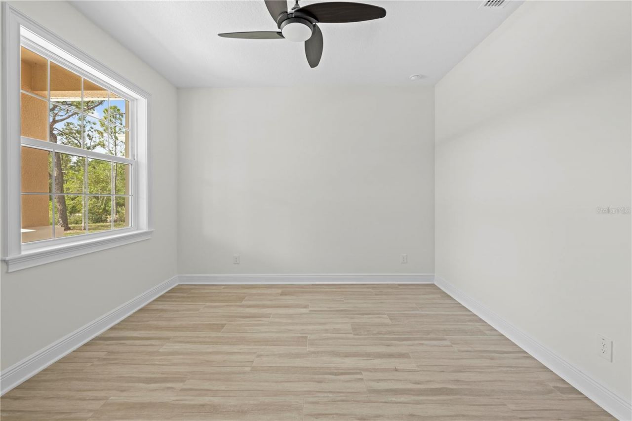 18130 Parrot Road, Weeki Wachee, FL 34614 Photo