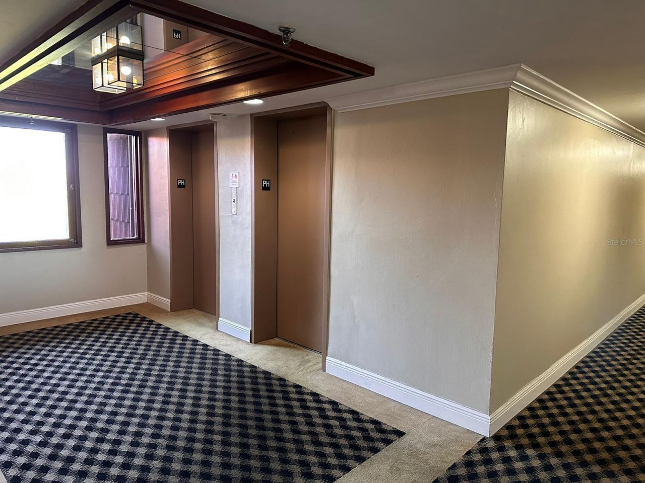 661 NE 195th Street, Unit 402, Miami, FL 33179 Photo