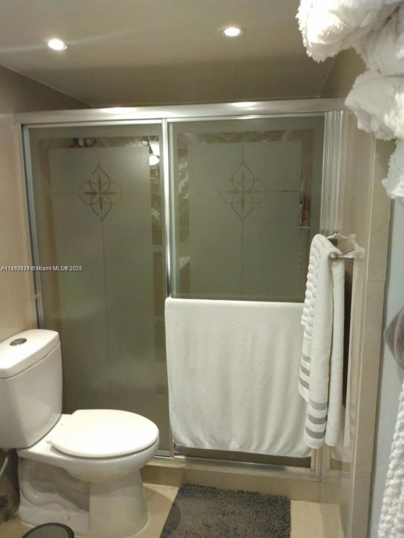 8006 SW 149th Ave, Unit D412, Miami, FL 33193 Photo