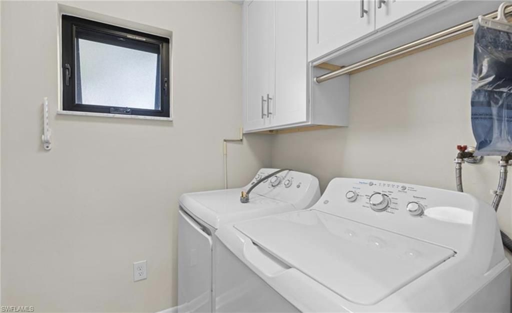 788 Park Shore Dr, Unit F17, Naples, FL 34103 Photo