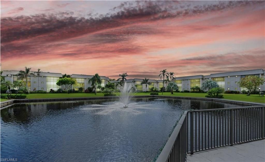 788 Park Shore Dr, Unit F17, Naples, FL 34103 Photo