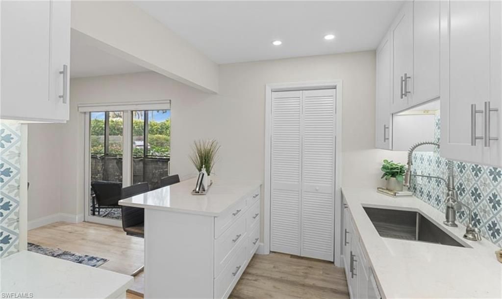 788 Park Shore Dr, Unit F17, Naples, FL 34103 Photo