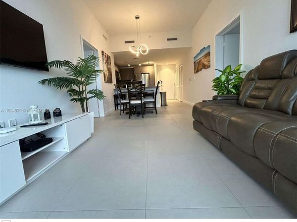 5350 NW 84th Ave, Unit 1818, Doral, FL 33166