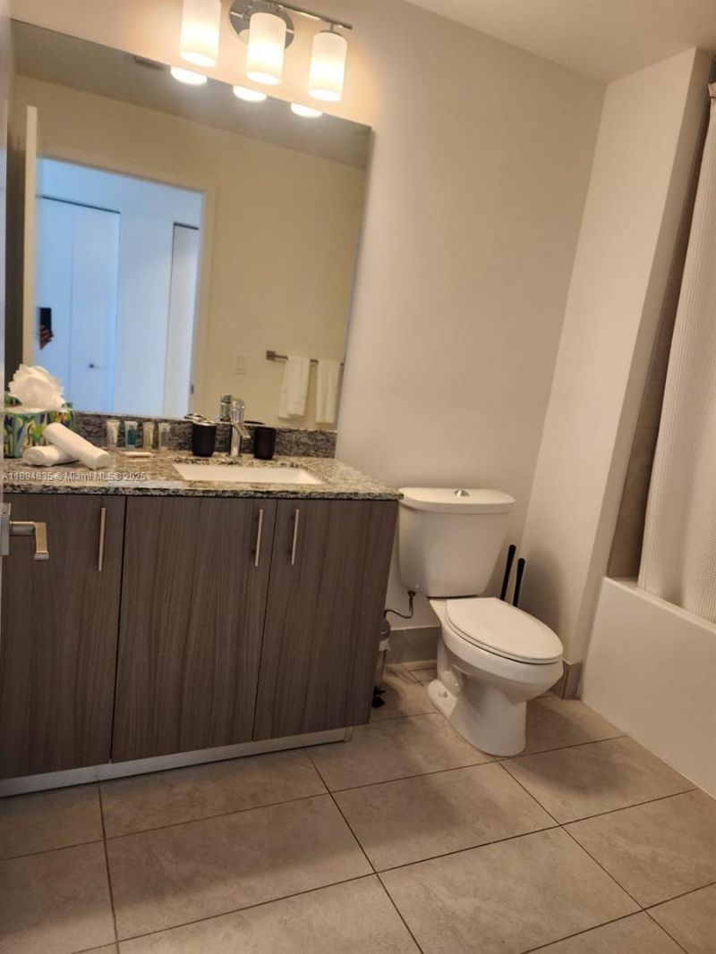 5350 NW 84th Ave, Unit 1818, Doral, FL 33166 Photo