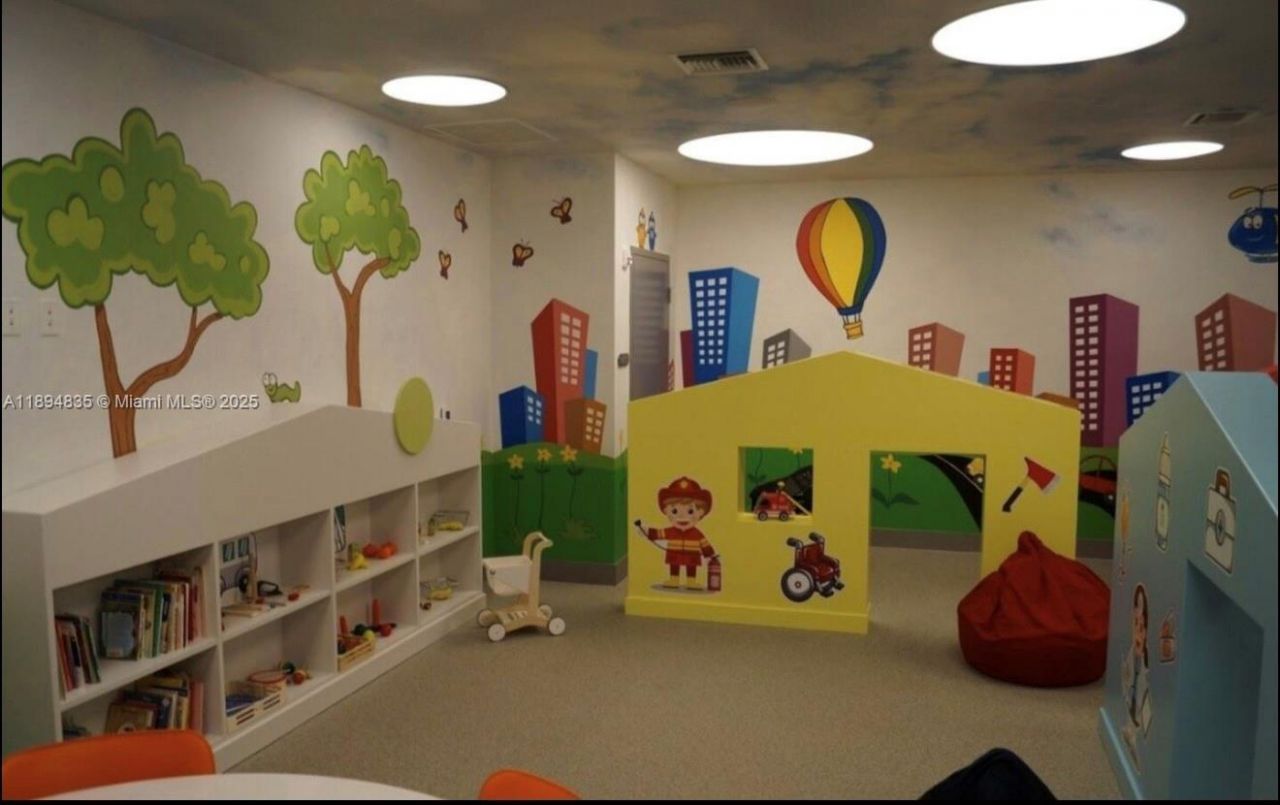 5350 NW 84th Ave, Unit 1818, Doral, FL 33166 Photo