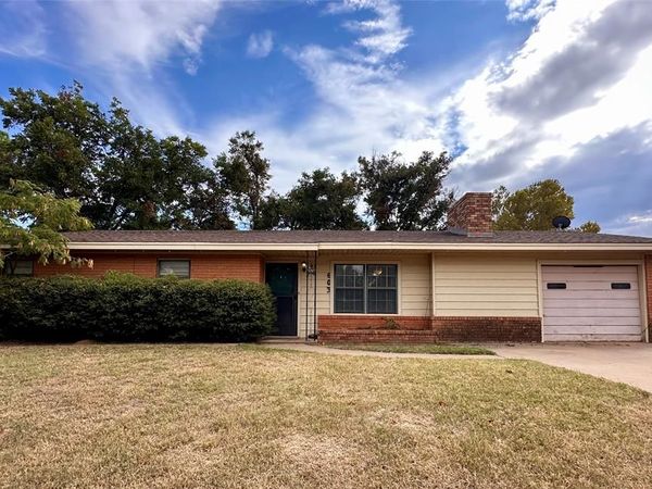 603 W Mclain Street, Seymour, TX 76380