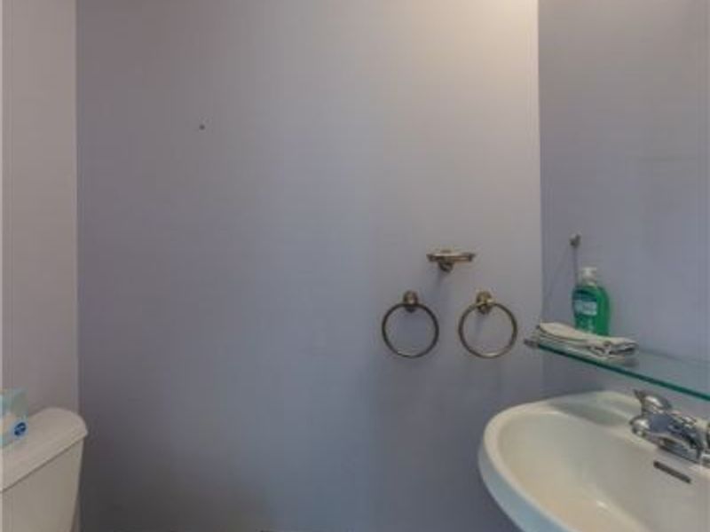 2091 S Belvoir Boulevard, South Euclid, OH 44121 Photo 15