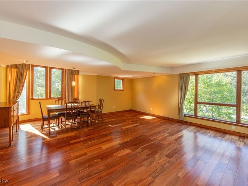 2091 S Belvoir Boulevard, South Euclid, OH 44121 Photo 17