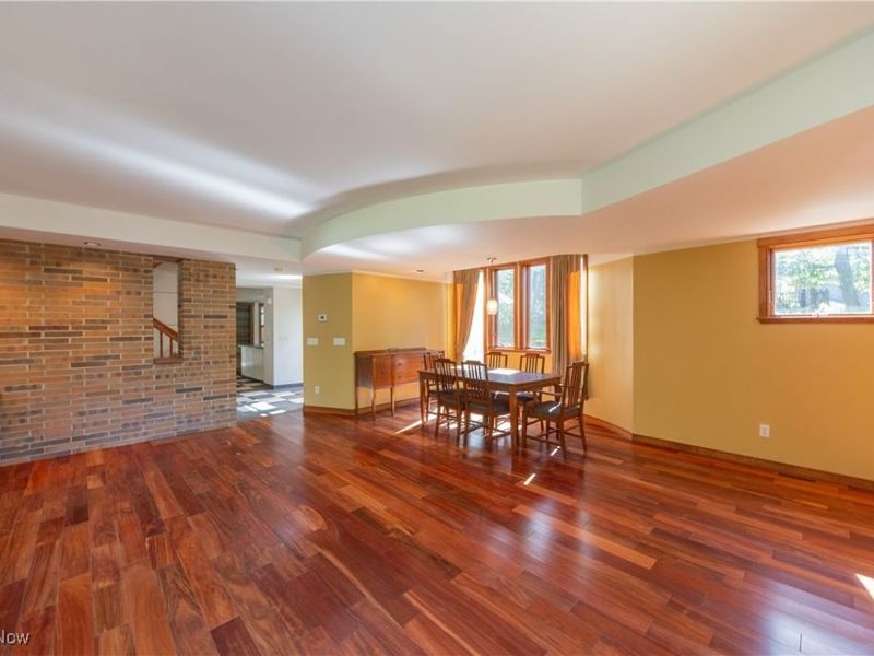 2091 S Belvoir Boulevard, South Euclid, OH 44121 Photo 18