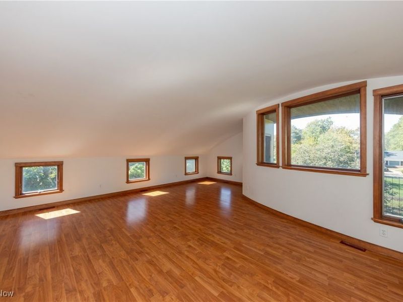 2091 S Belvoir Boulevard, South Euclid, OH 44121 Photo 35