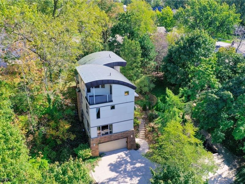 2091 S Belvoir Boulevard, South Euclid, OH 44121 Photo 6