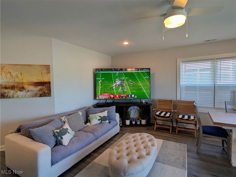 2735 S Harbor Bay Drive, Unit 1132, Lakeside Marblehead, OH 43440 Photo 9