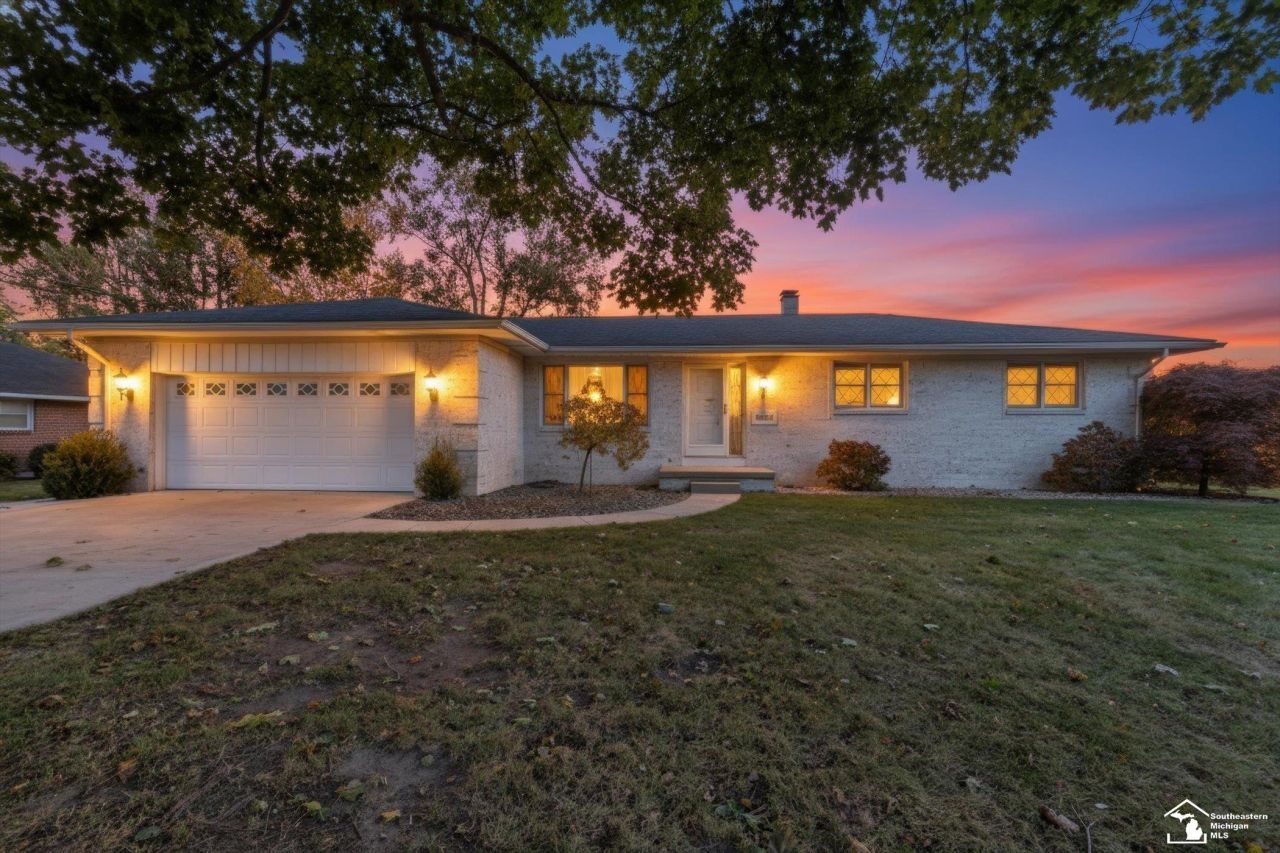 1114 Valetta Drive, Temperance, MI 48182 Main Photo