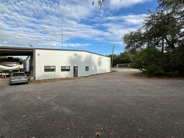 8862 W U S HY 290 Highway W, Austin, TX 78736