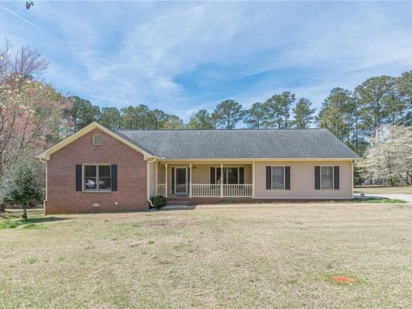 110 Eastfield Court , Mcdonough, GA 30252