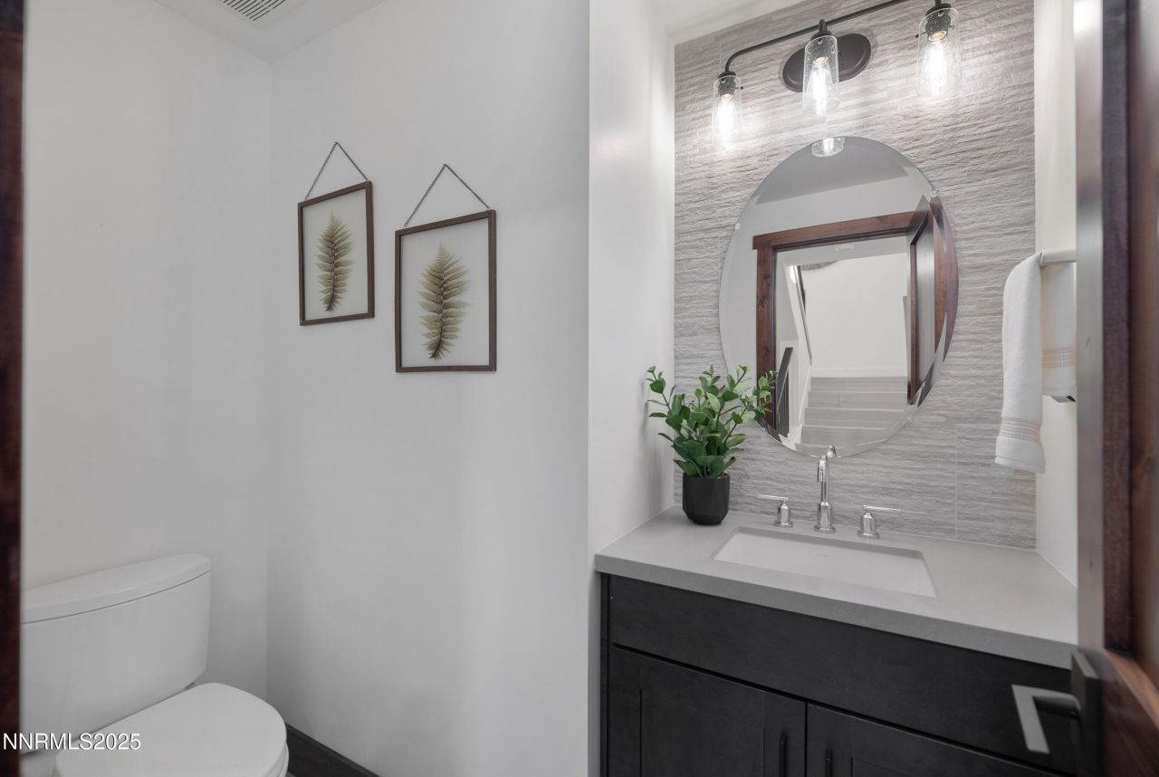 121 Sierra Colina Drive, Unit 21, Stateline, NV 89449 Photo