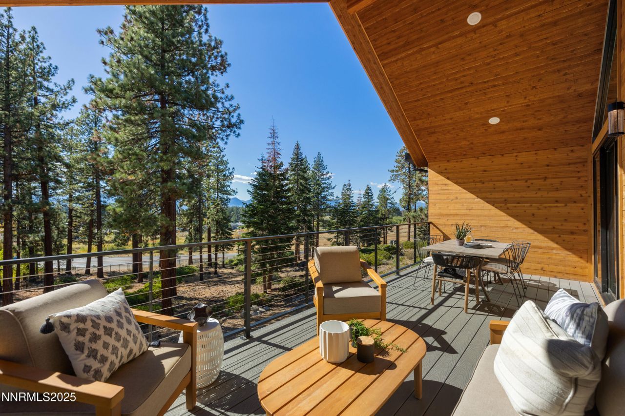 121 Sierra Colina Drive, Unit 21, Stateline, NV 89449 Photo