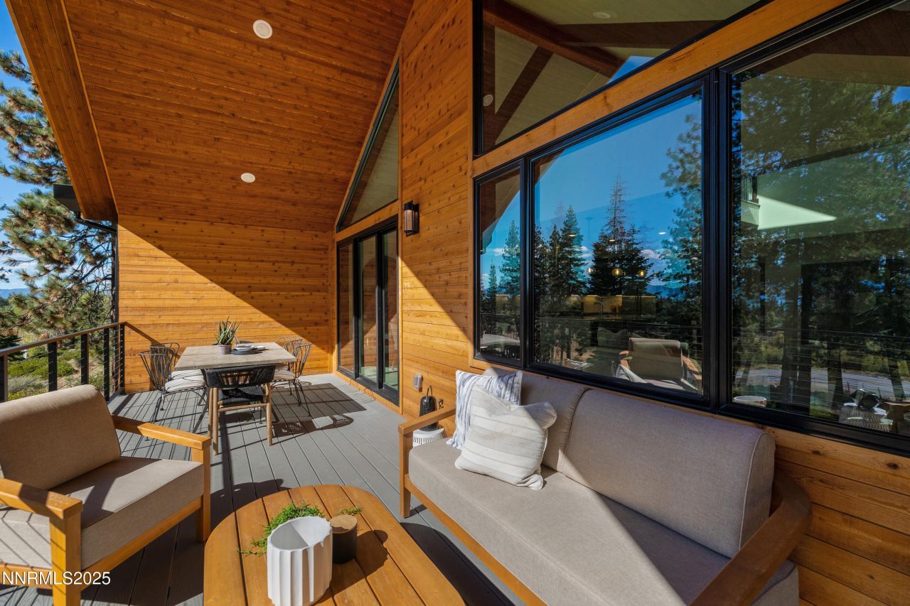 121 Sierra Colina Drive, Unit 21, Stateline, NV 89449 Photo