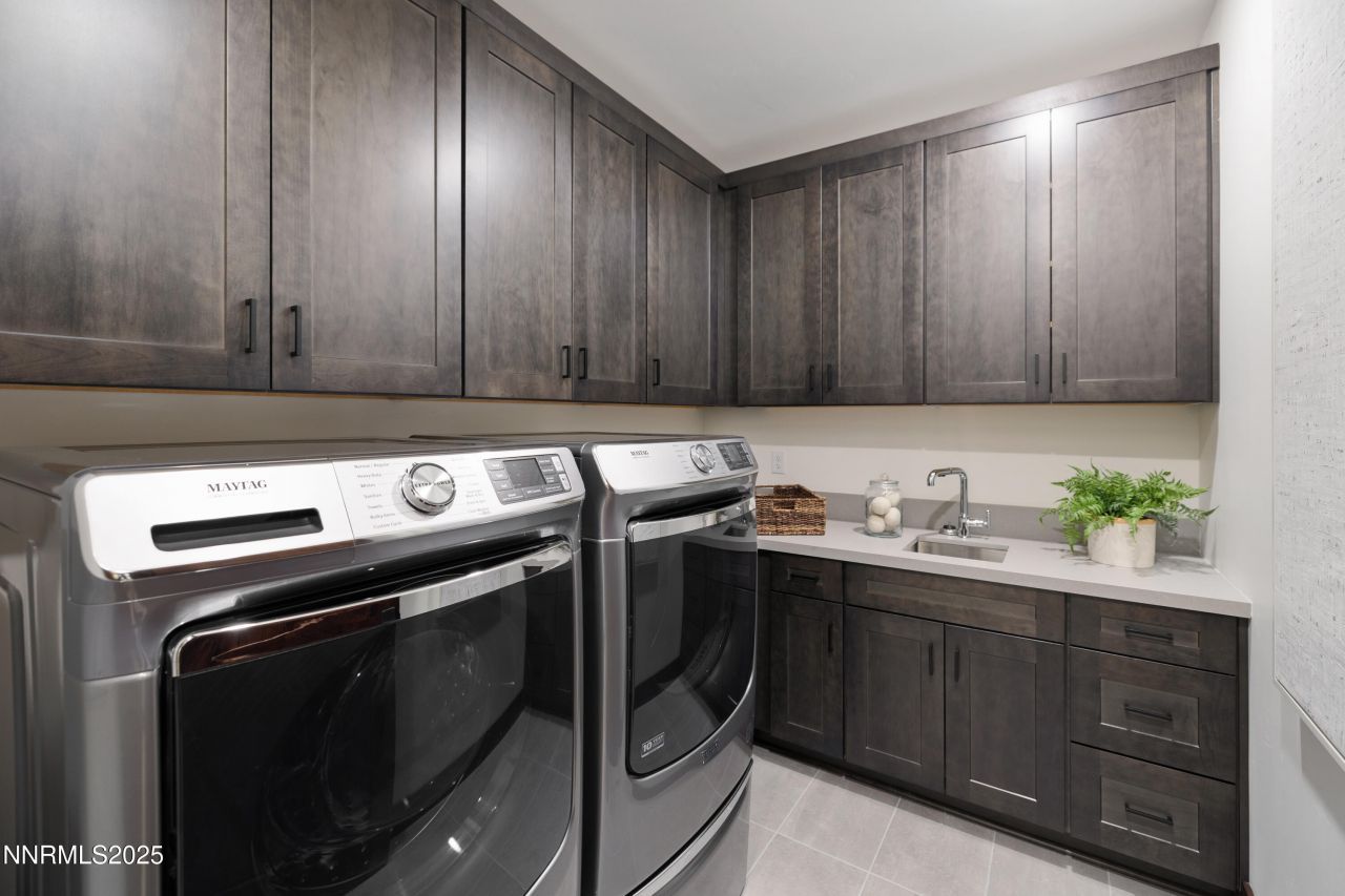 121 Sierra Colina Drive, Unit 21, Stateline, NV 89449 Photo