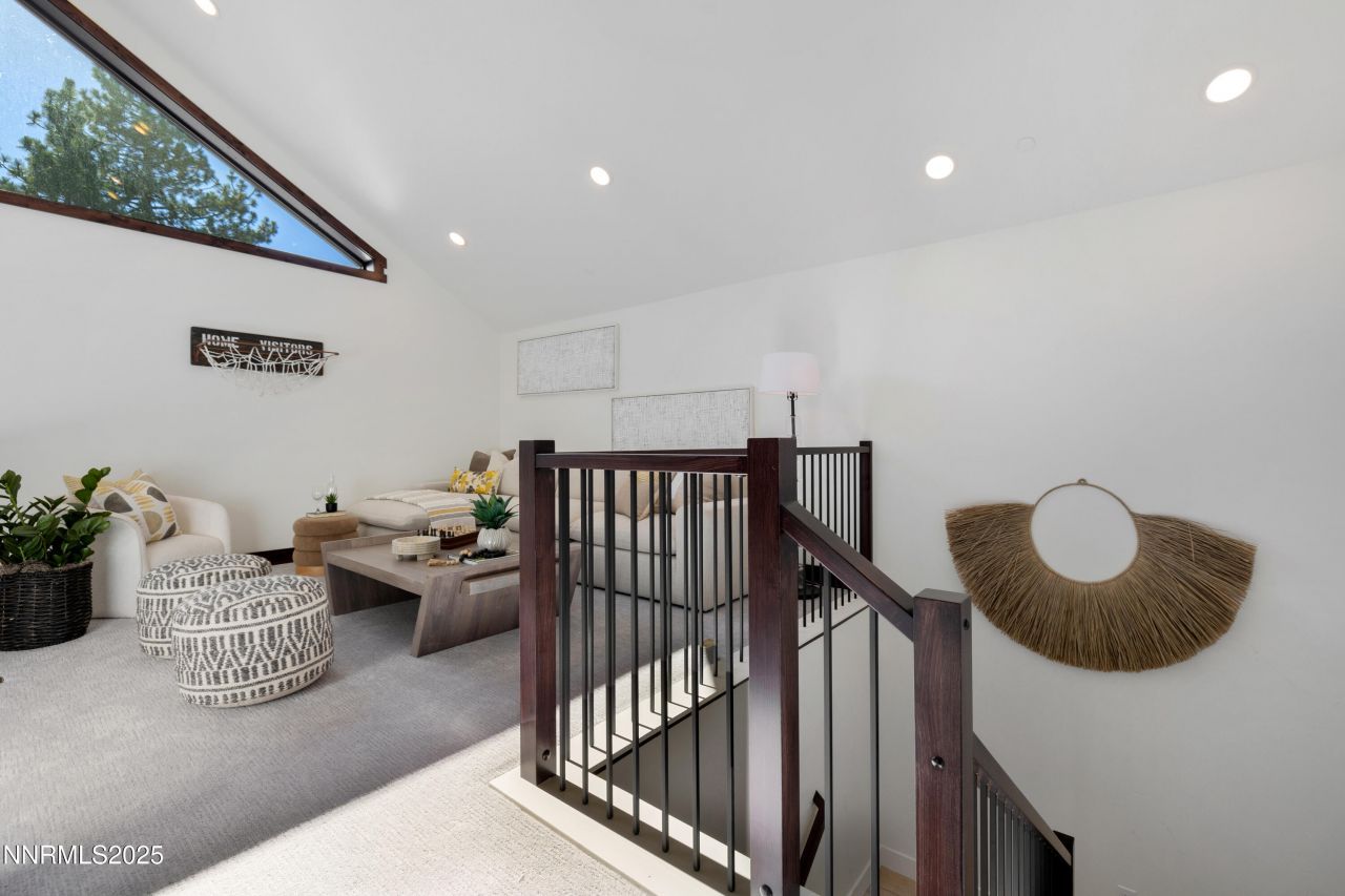 121 Sierra Colina Drive, Unit 21, Stateline, NV 89449 Photo