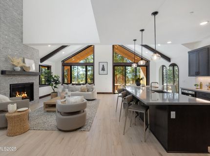 121 Sierra Colina Drive, Unit 21, Stateline, NV 89449 Photo