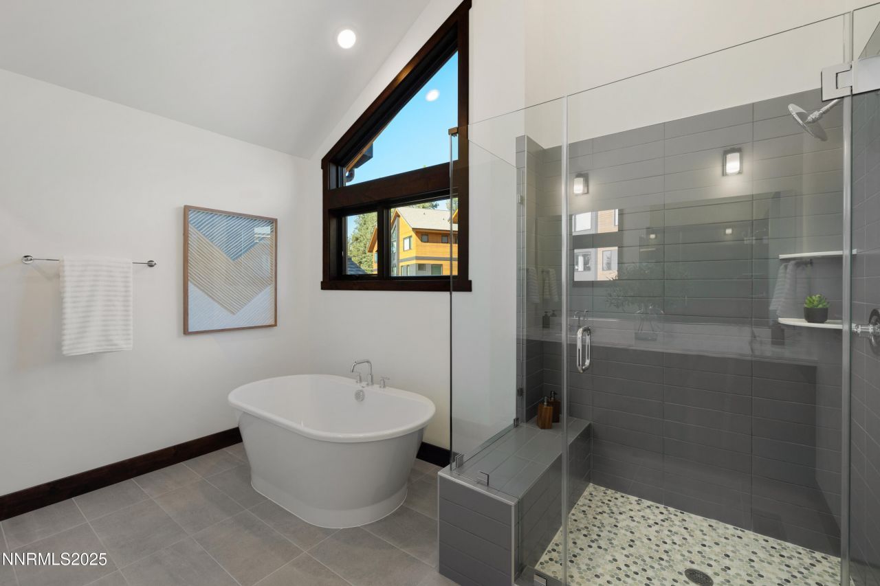 121 Sierra Colina Drive, Unit 21, Stateline, NV 89449 Photo