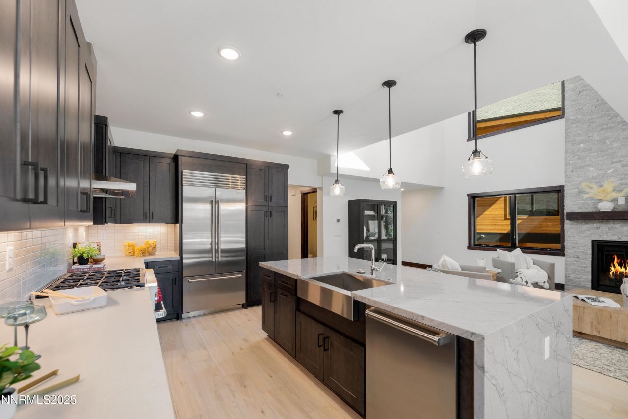 121 Sierra Colina Drive, Unit 21, Stateline, NV 89449 Photo