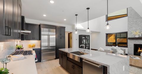 121 Sierra Colina Drive, Unit 21, Stateline, NV 89449 Photo