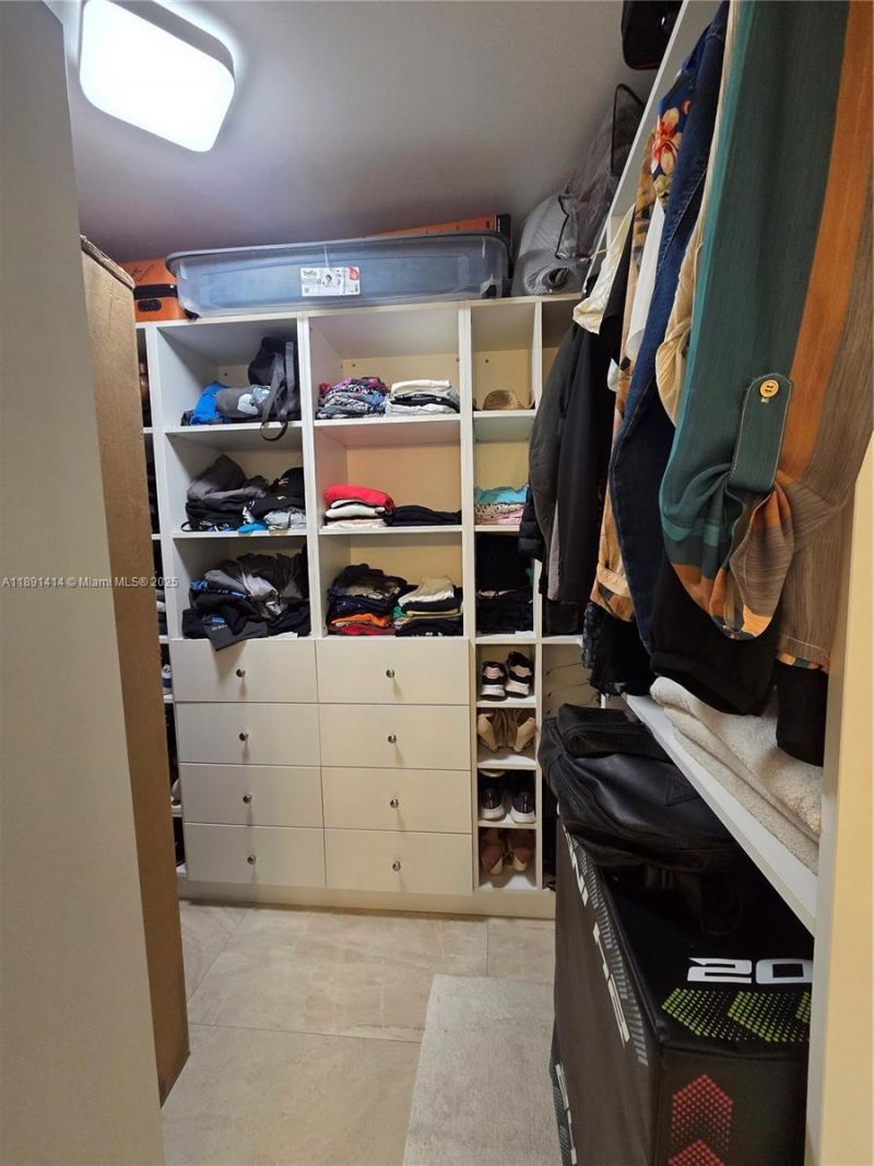 1530 Whitehall Dr, Unit 405, Davie, FL 33324 Photo