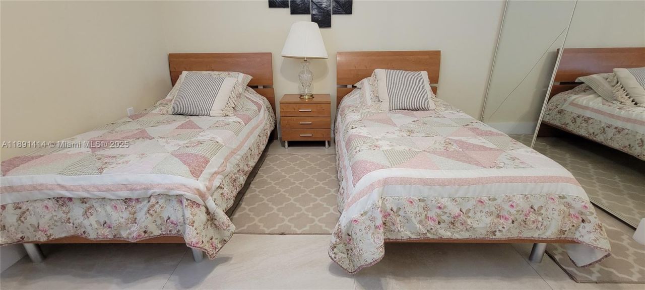 1530 Whitehall Dr, Unit 405, Davie, FL 33324 Photo