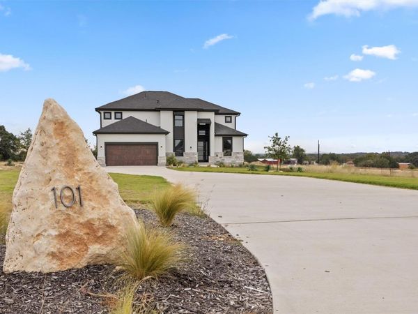 101 Fall DR, Georgetown, TX 78633