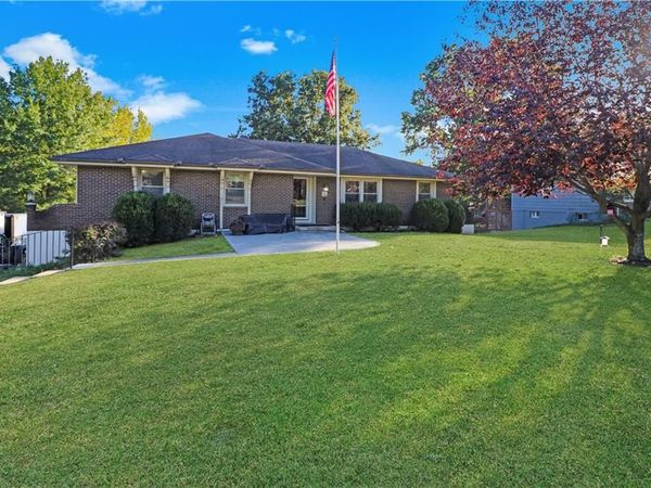 26 NE 360th Road, Warrensburg, MO 64093