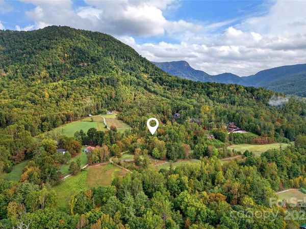 99999 Blue Ridge Drive S, Marion, NC 28752