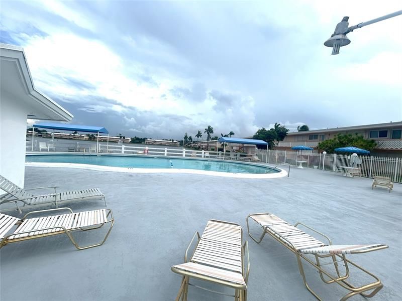 900 SW 10th Terrace, Unit S20, Hallandale Beach, FL 33009 Photo