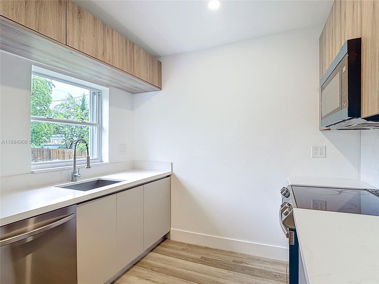 1535 NW 124th St, North Miami, FL 33167 Photo