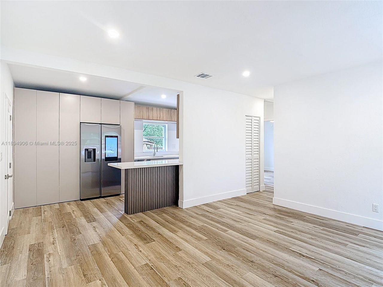 1535 NW 124th St, North Miami, FL 33167 Photo