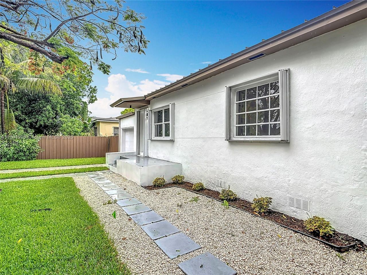 1535 NW 124th St, North Miami, FL 33167 Photo