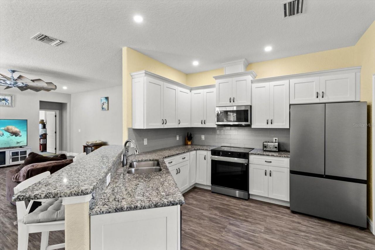 11752 W Valley Spring Lane, Homosassa, FL 34448 Photo