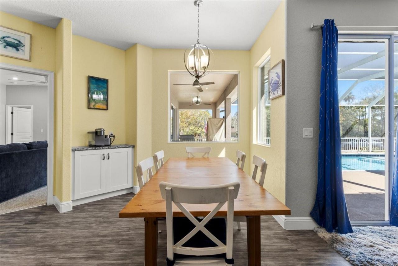 11752 W Valley Spring Lane, Homosassa, FL 34448 Photo