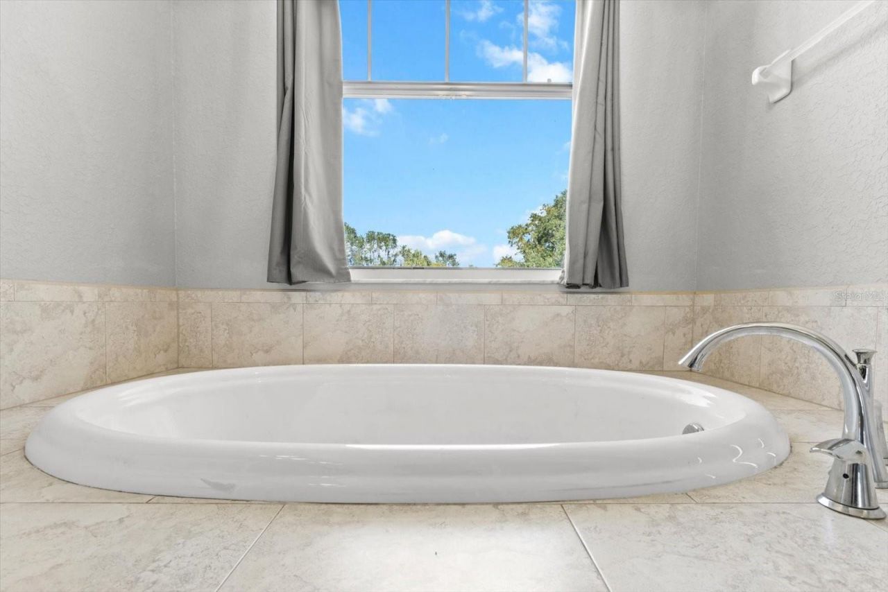 11752 W Valley Spring Lane, Homosassa, FL 34448 Photo