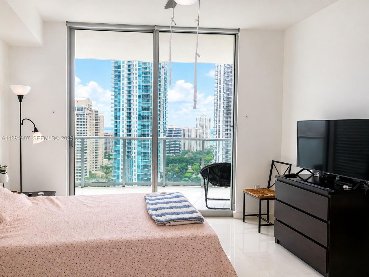 300 S Biscayne Blvd, Unit T-1908, Miami, FL 33131 Photo