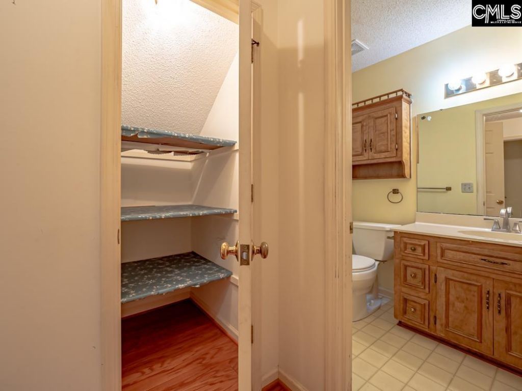 6674 Francis Marion Avenue Photo 28