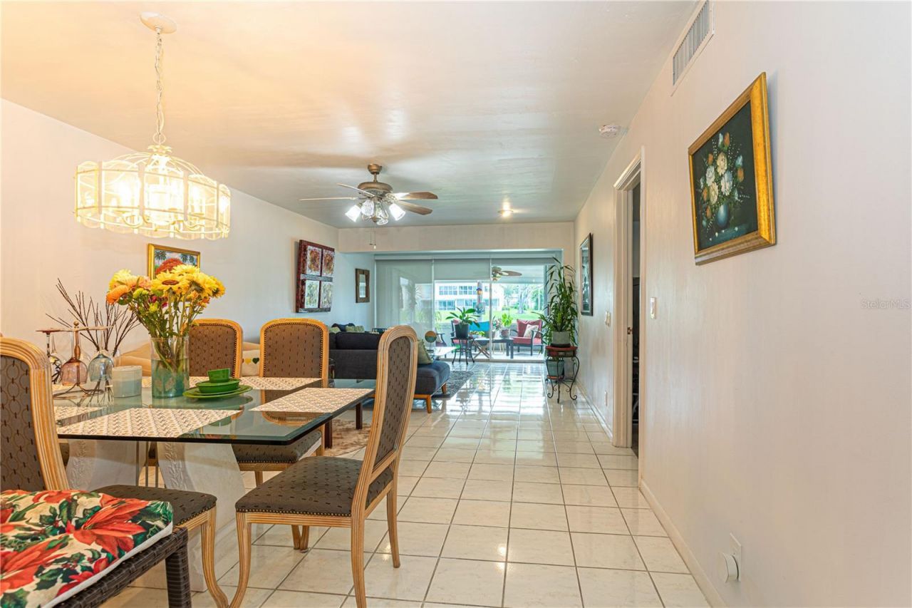 1421 NW 19th Terrace, Unit 102, Delray Beach, FL 33445 Photo