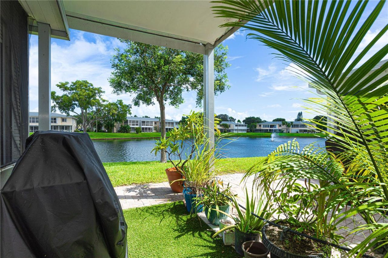 1421 NW 19th Terrace, Unit 102, Delray Beach, FL 33445 Photo