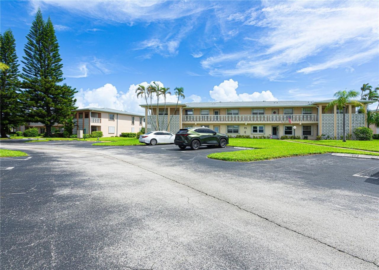 1421 NW 19th Terrace, Unit 102, Delray Beach, FL 33445 Photo