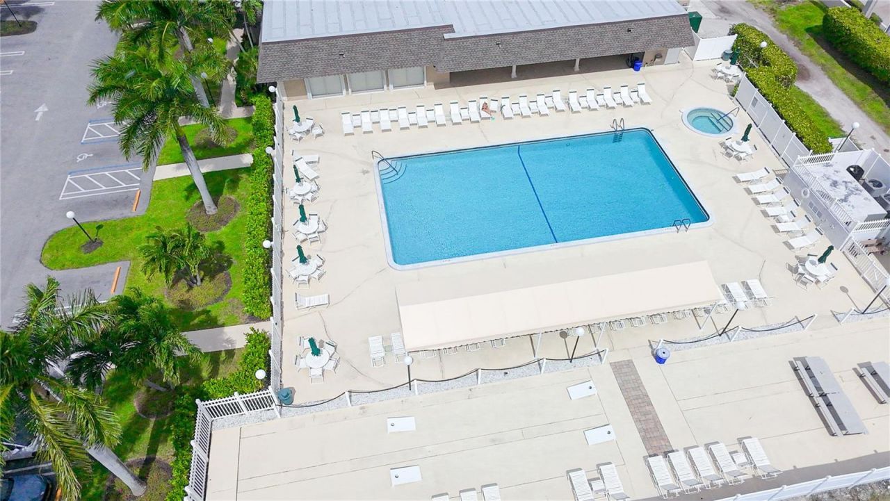 1421 NW 19th Terrace, Unit 102, Delray Beach, FL 33445 Photo