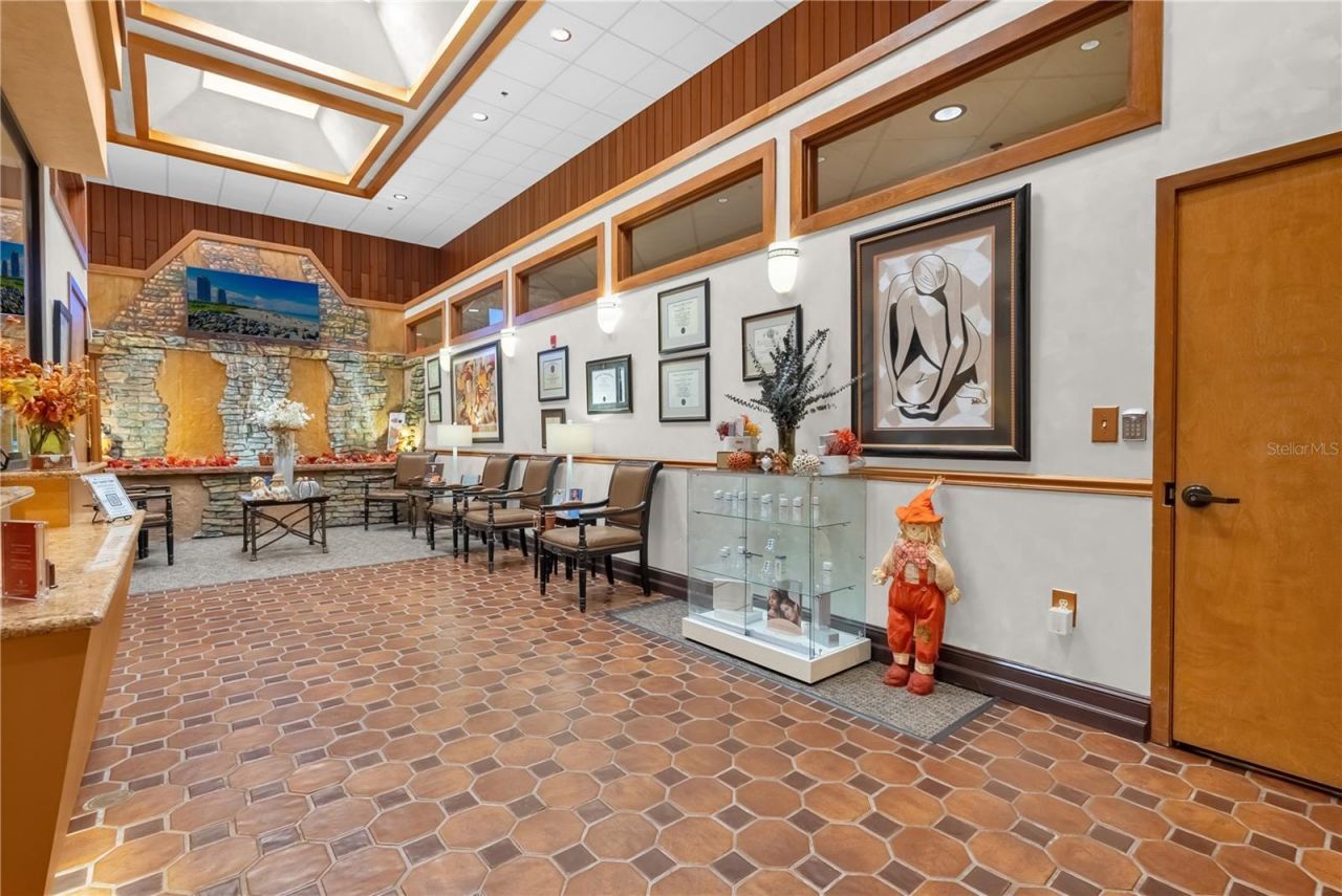 130 Hillcrest Street, Orlando, FL 32801 Photo