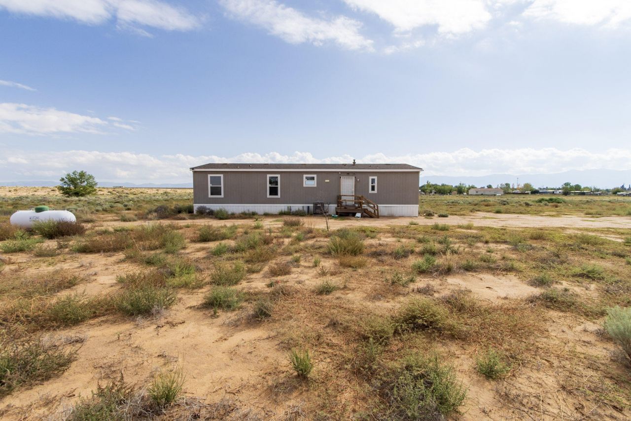 57 Airport Road, Los Lunas, NM 87031 Main Photo